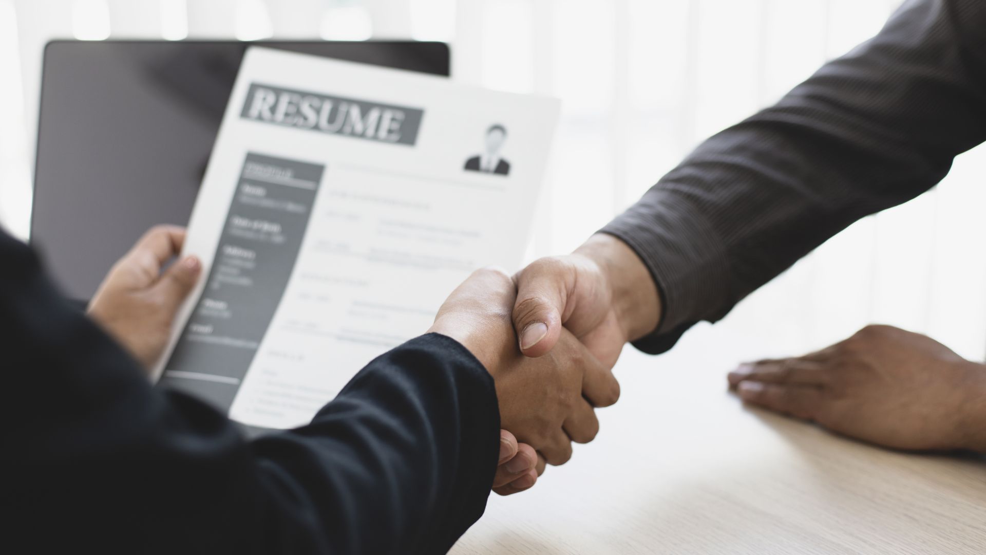 5 Tips on How to Include Courses and Classes on Your Resume