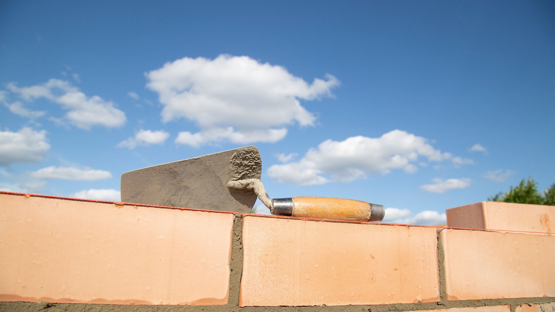 How to Become a Bricklayer