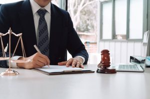 How to Become a Lawyer