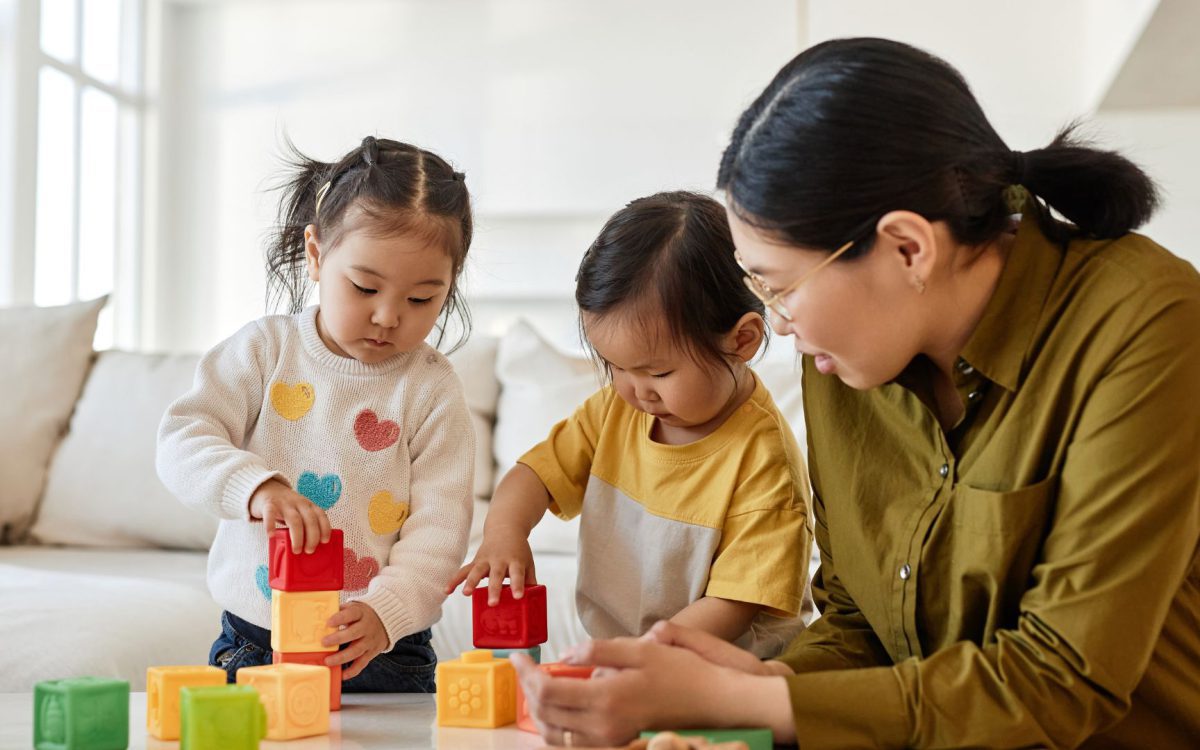 How to Become a Nursery Nurse