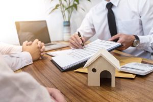 What Does a Mortgage Advisor Do