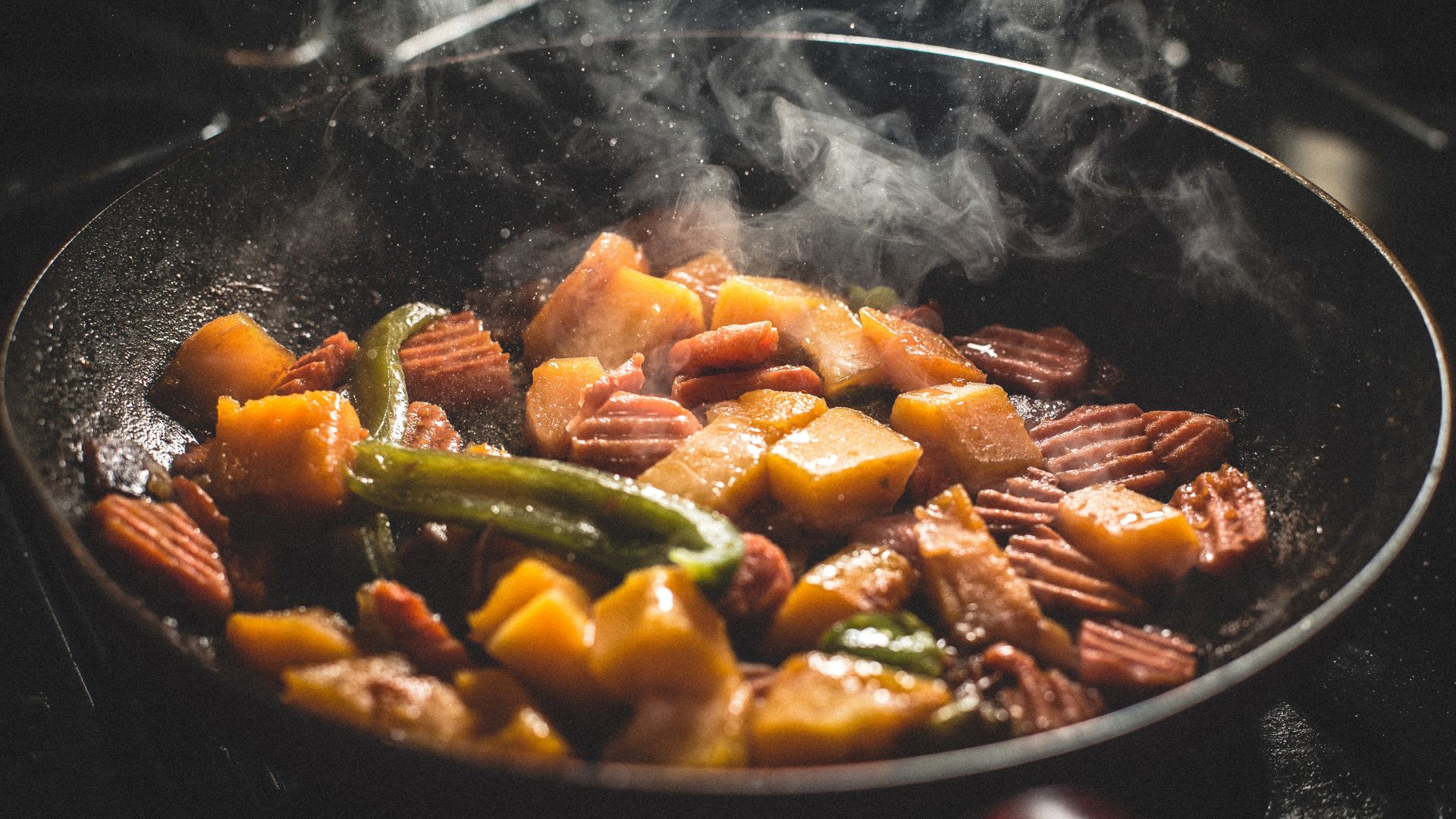 Can You Reheat Prawns, Rice, Eggs, Chickens and other prominent food items? How many times can you reheat food safely