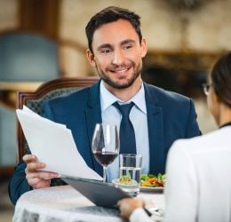 How to Become a Restaurant Manager in the UK