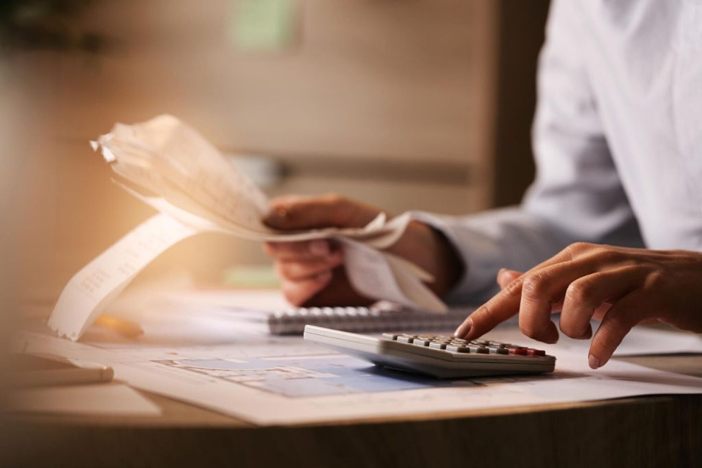 How to Write a Job Payroll Description for Your Resume 6 image