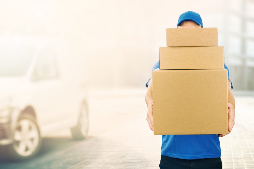 how to become a courier
