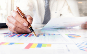 How to Become an Analyst