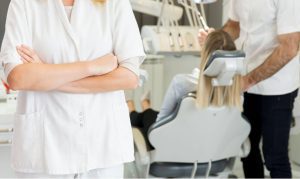 How to Become a Dental Nurse