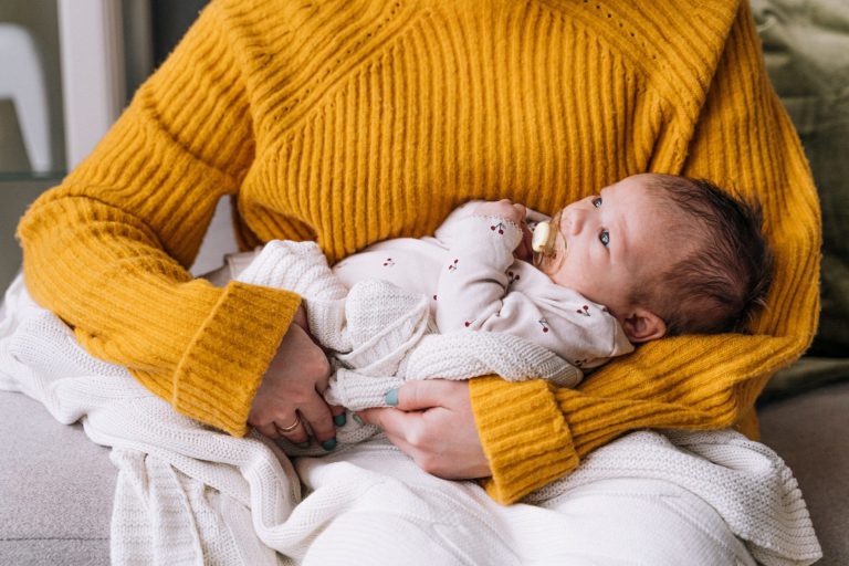 How to Become a Nanny f