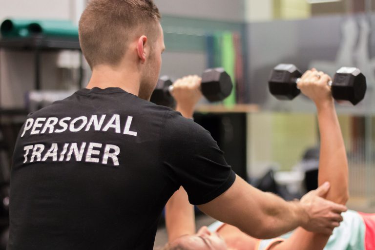 How to Become a Personal Trainer f