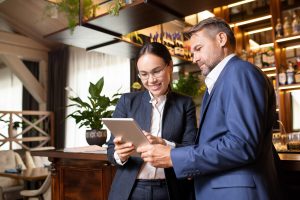 What Does a Restaurant Manager Do