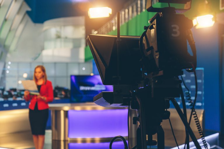 How to Become a TV Presenter f